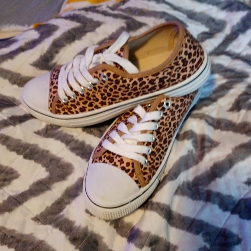 Cheetah print shoes